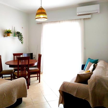 Comfy Hill Apartments ساراندا المظهر الخارجي الصورة